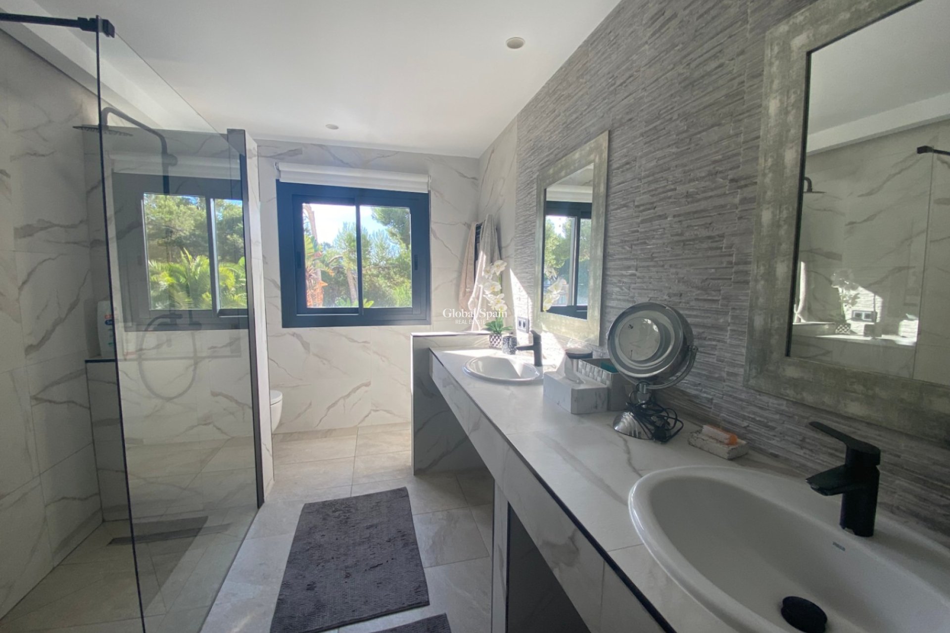 Wiederverkauf - VILLA -
Calviá - Mallorca