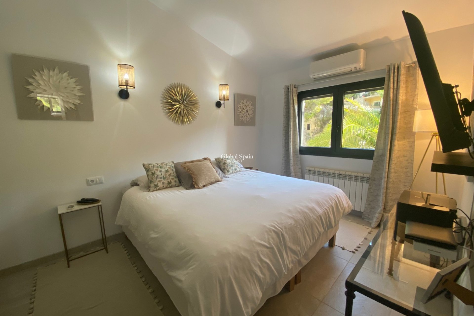 Wiederverkauf - VILLA -
Calviá - Mallorca