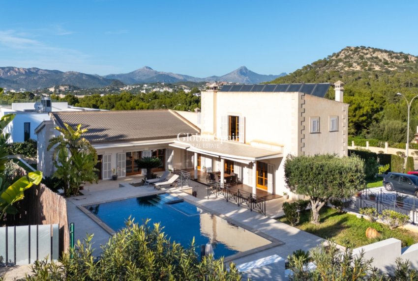 Wiederverkauf - VILLA -
Calviá - Mallorca