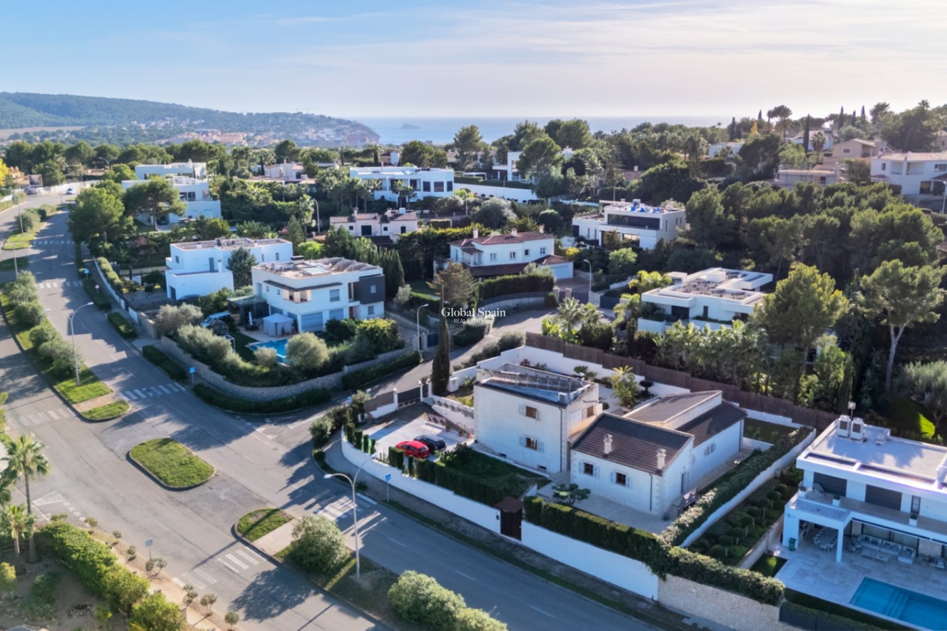 Wiederverkauf - VILLA -
Calviá - Mallorca
