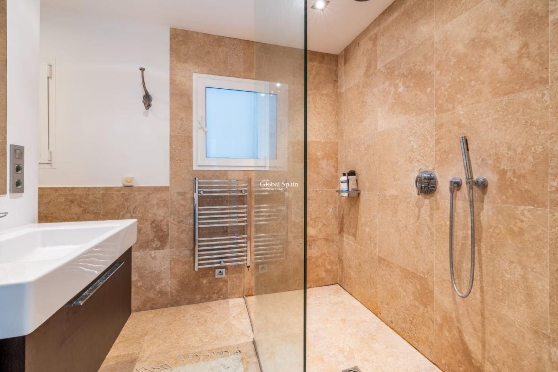 Wiederverkauf - VILLA -
Calviá - Mallorca