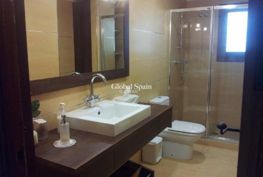 Wiederverkauf - VILLA -
CAMPOAMOR - Costa Blanca