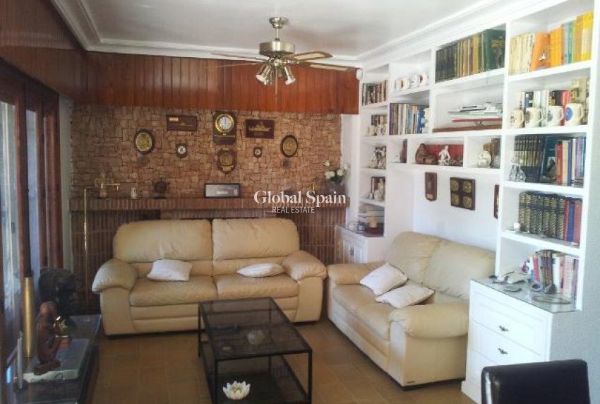 Wiederverkauf - VILLA -
CAMPOAMOR - Costa Blanca