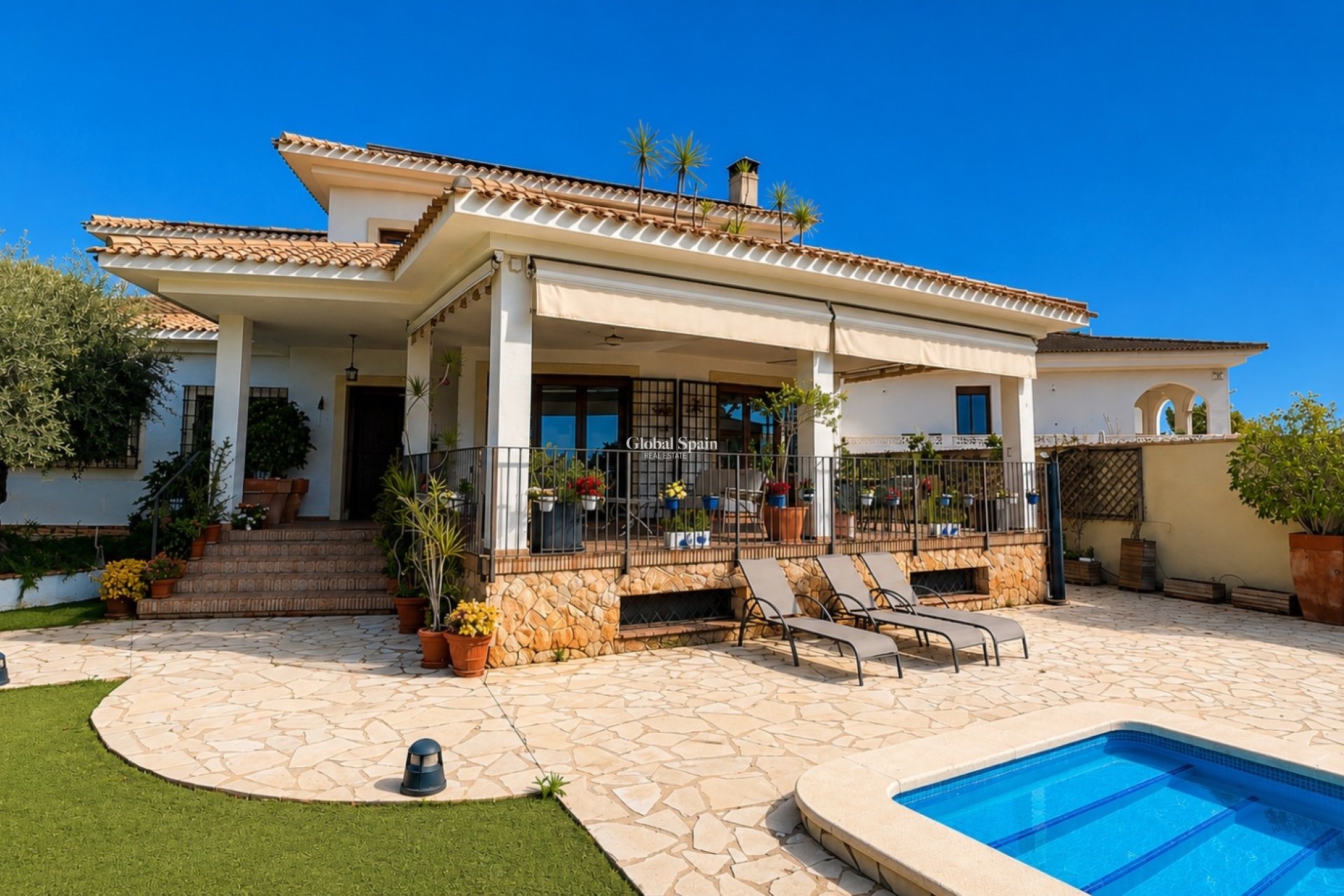 Wiederverkauf - VILLA -
CAMPOAMOR - Costa Blanca