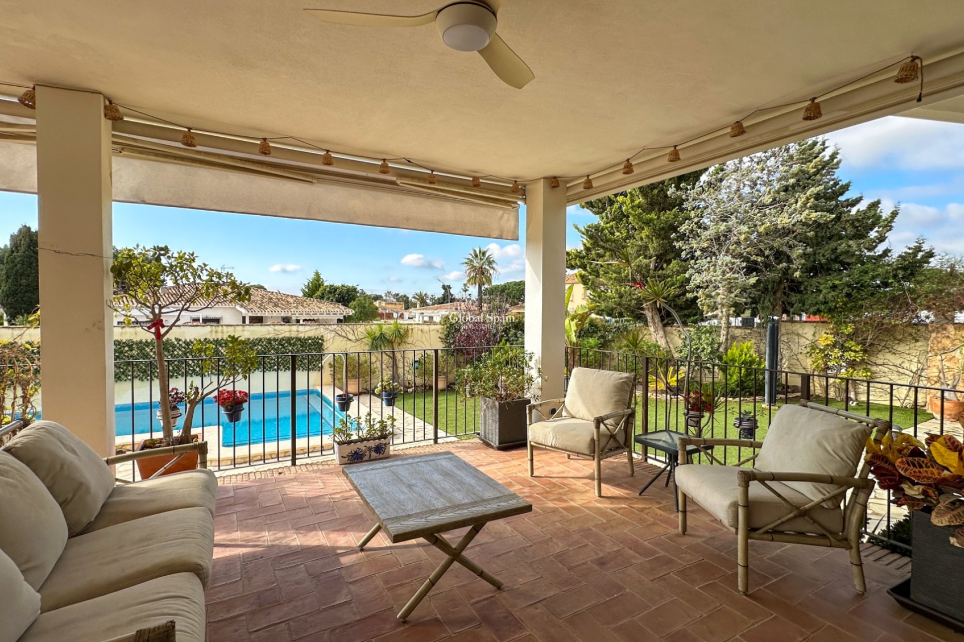 Wiederverkauf - VILLA -
CAMPOAMOR - Costa Blanca