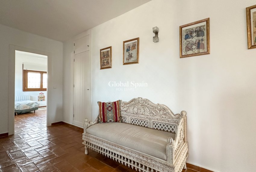 Wiederverkauf - VILLA -
CAMPOAMOR - Costa Blanca