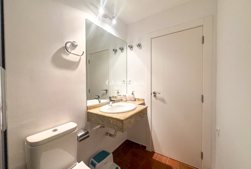 Wiederverkauf - VILLA -
CAMPOAMOR - Costa Blanca