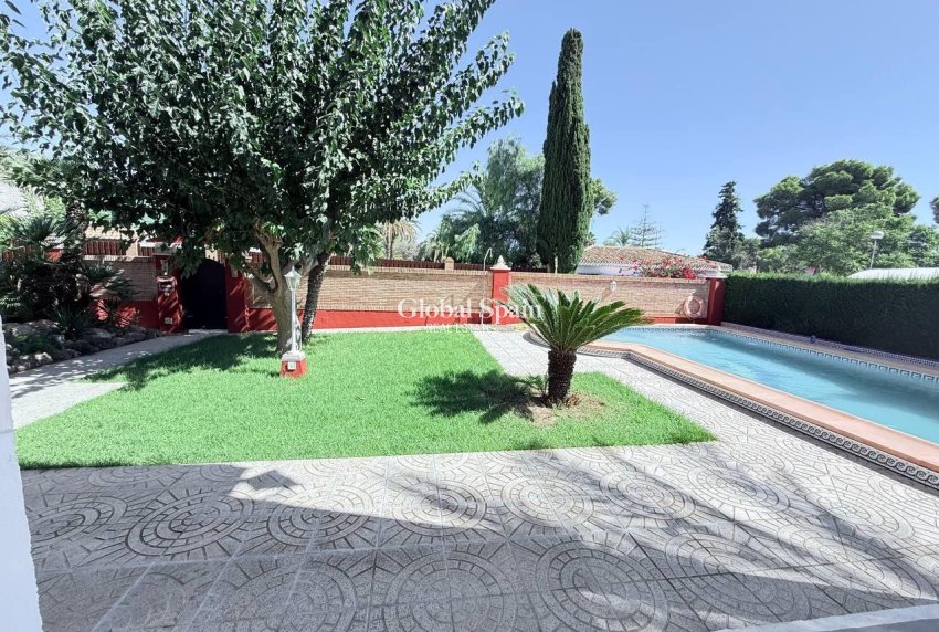 Wiederverkauf - VILLA -
CAMPOAMOR