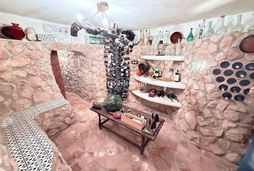 Wiederverkauf - VILLA -
CAMPOAMOR