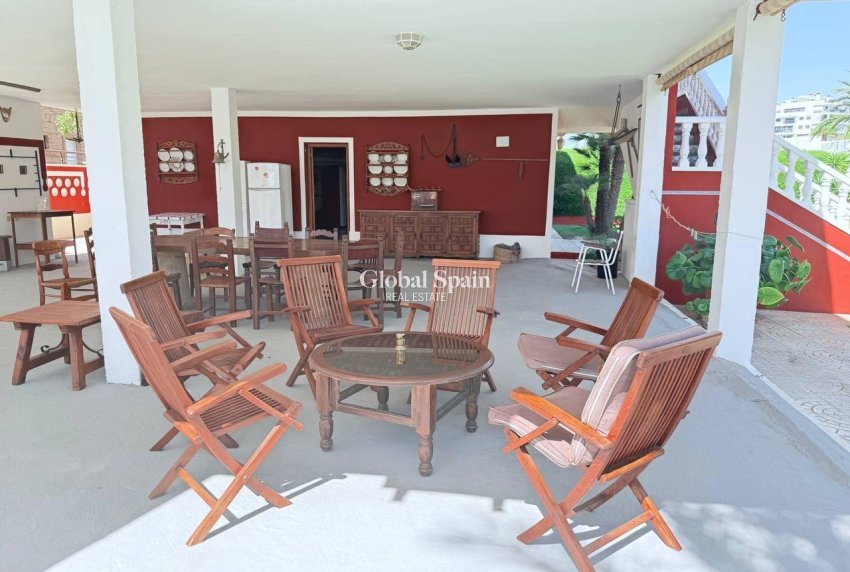 Wiederverkauf - VILLA -
CAMPOAMOR