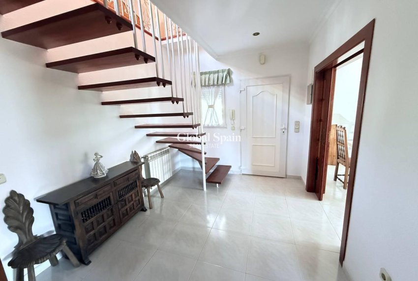 Wiederverkauf - VILLA -
CAMPOAMOR