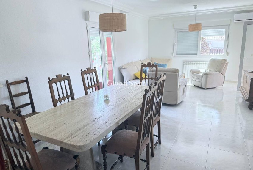 Wiederverkauf - VILLA -
CAMPOAMOR