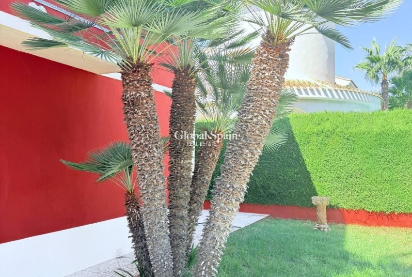 Wiederverkauf - VILLA -
CAMPOAMOR