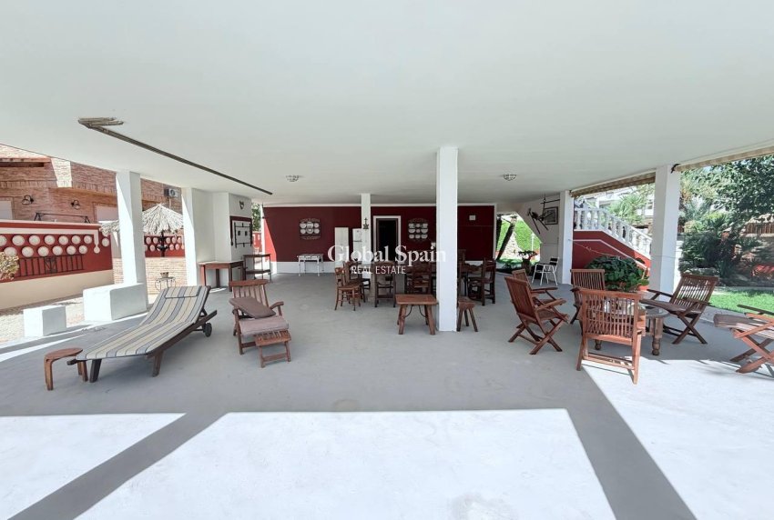 Wiederverkauf - VILLA -
CAMPOAMOR