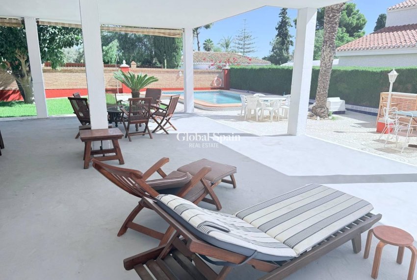 Wiederverkauf - VILLA -
CAMPOAMOR
