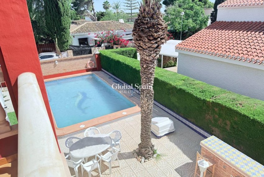 Wiederverkauf - VILLA -
CAMPOAMOR