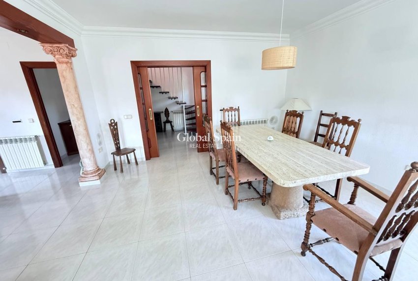Wiederverkauf - VILLA -
CAMPOAMOR