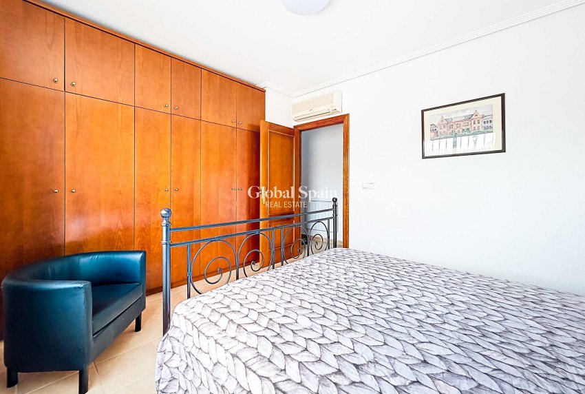 Wiederverkauf - Villa -
Campos Del Rio