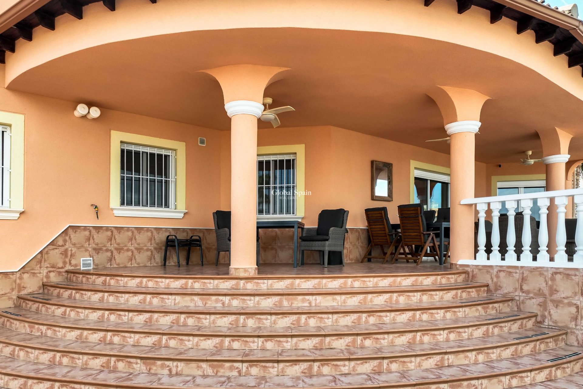 Wiederverkauf - Villa -
Campos Del Rio