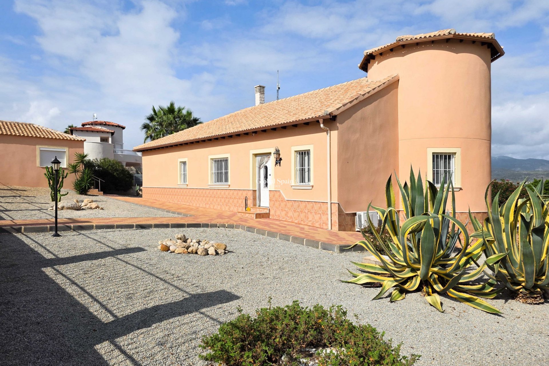 Wiederverkauf - Villa -
Campos Del Rio