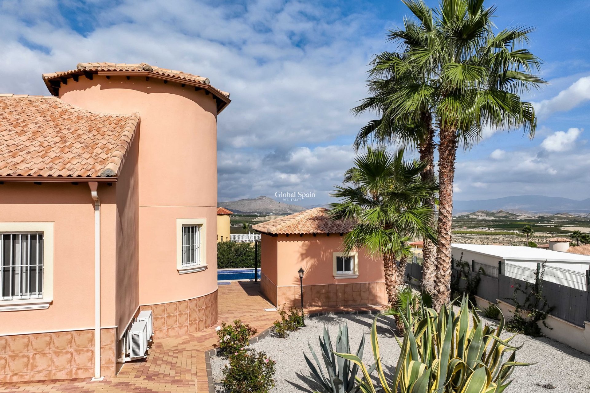 Wiederverkauf - Villa -
Campos Del Rio