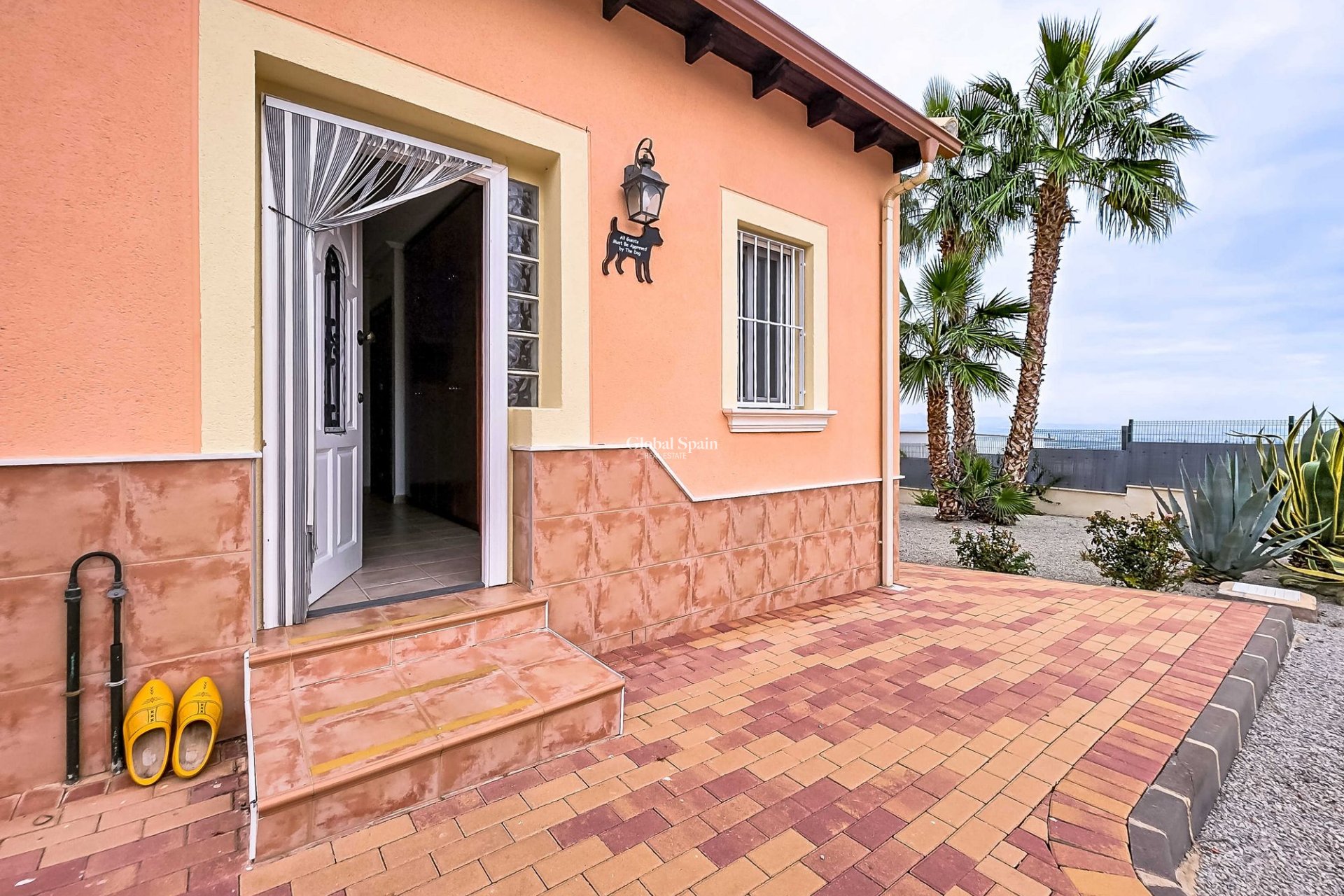 Wiederverkauf - Villa -
Campos Del Rio