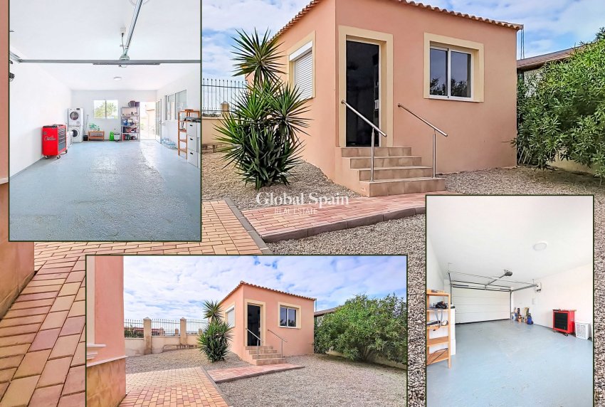 Wiederverkauf - Villa -
Campos Del Rio