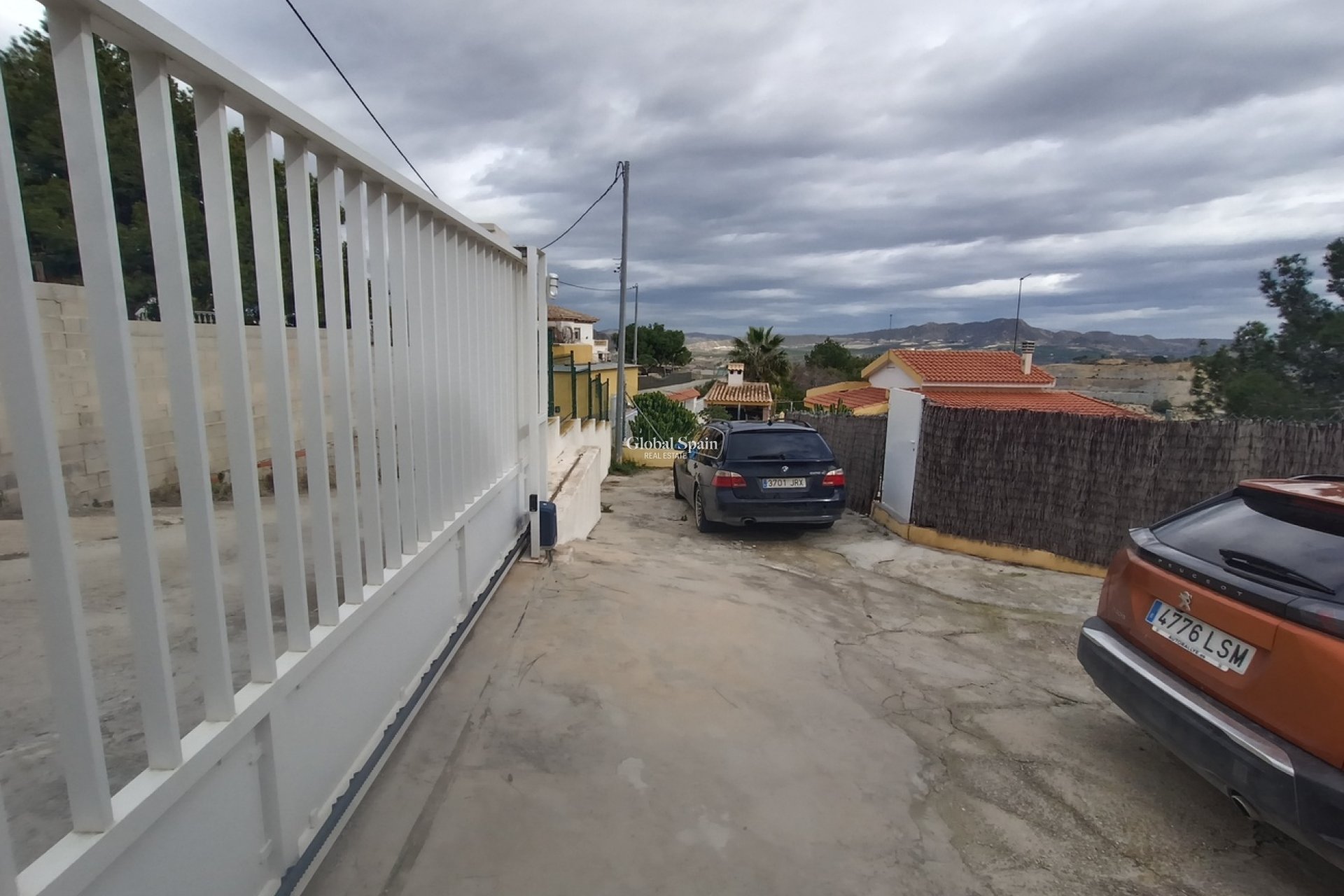 Wiederverkauf - VILLA -
CAÑADAS DE SAN PEDRO - Inland