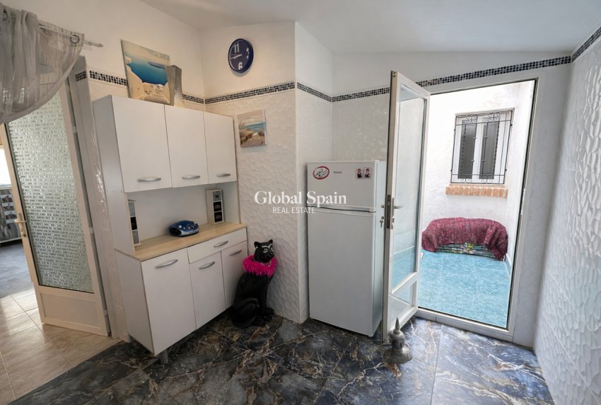 Wiederverkauf - VILLA -
CASTALLA - Costa Blanca