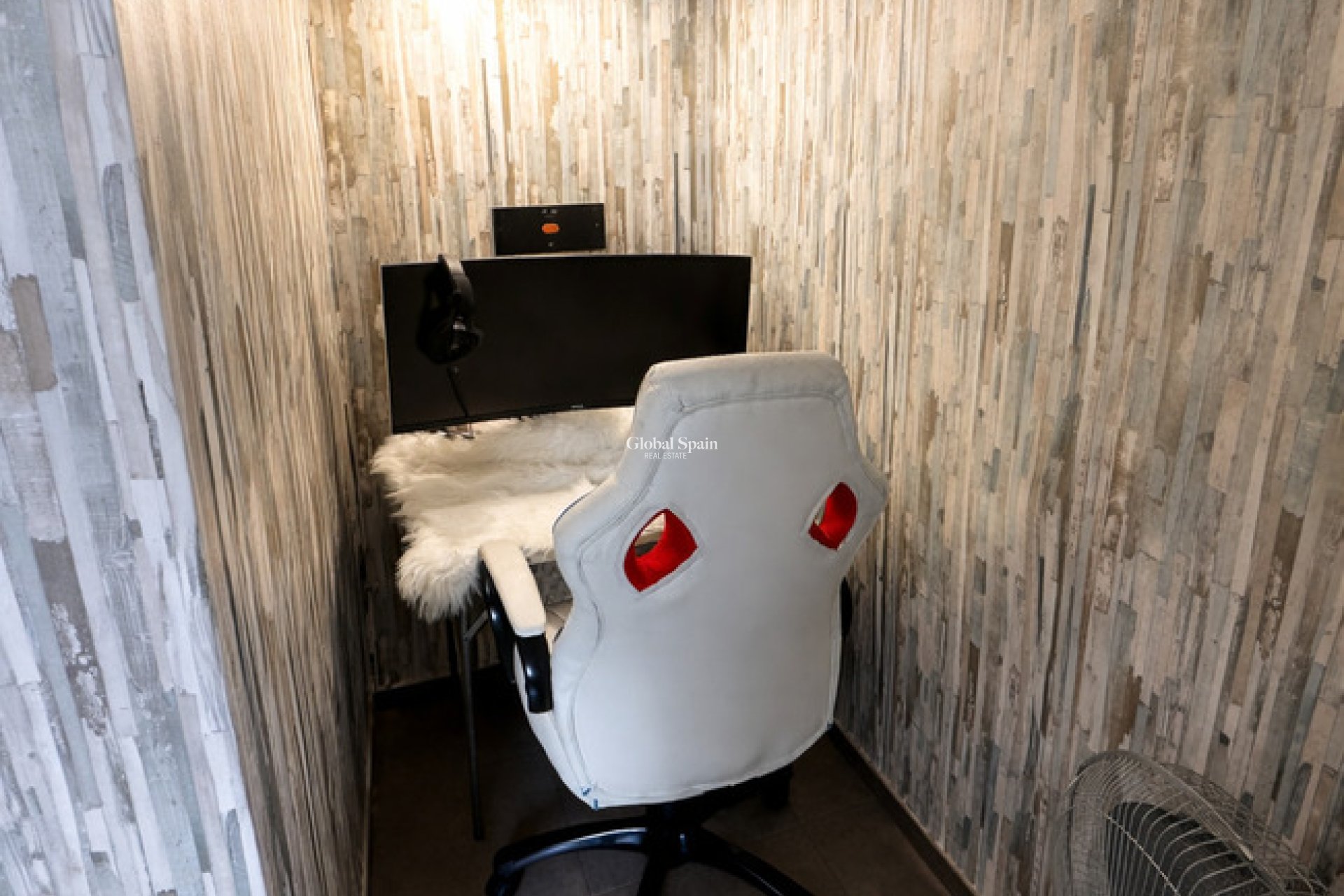 Wiederverkauf - VILLA -
CASTALLA - Costa Blanca