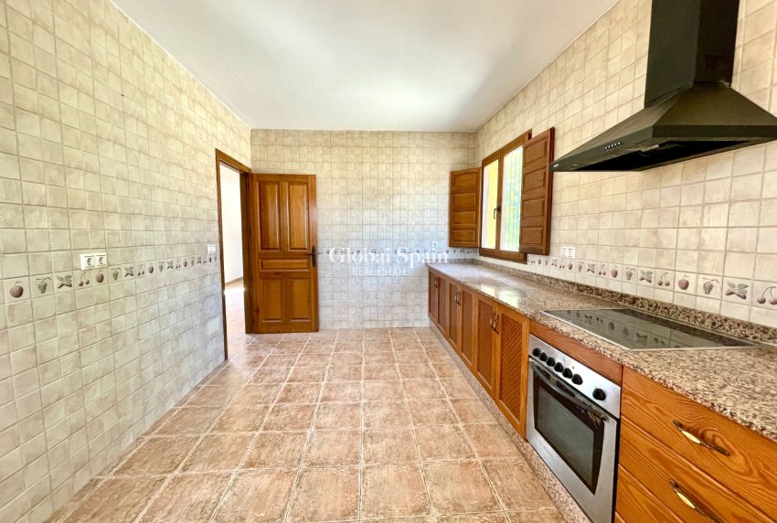 Wiederverkauf - VILLA -
CATRAL - Costa Blanca