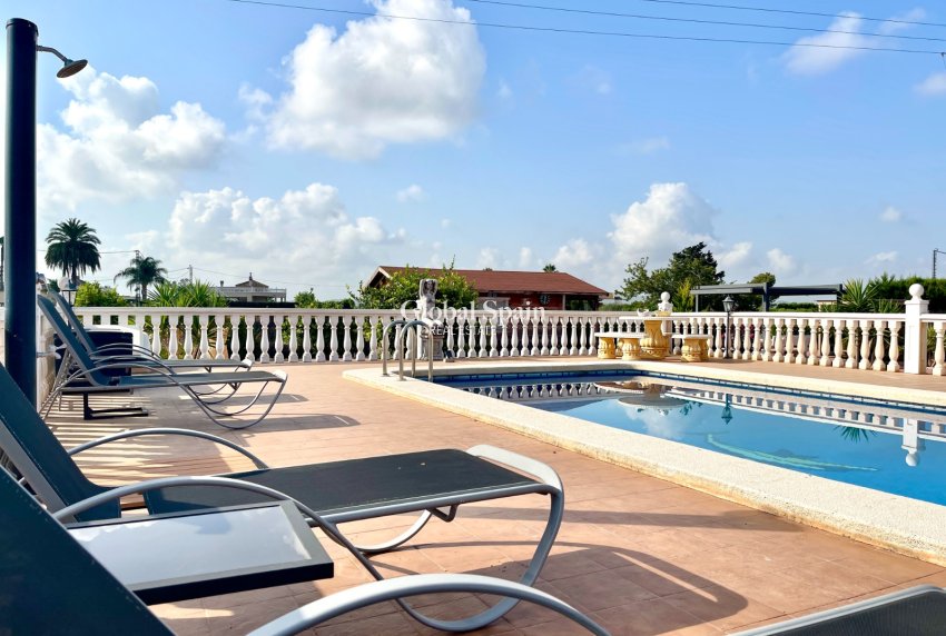 Wiederverkauf - VILLA -
CATRAL - Costa Blanca