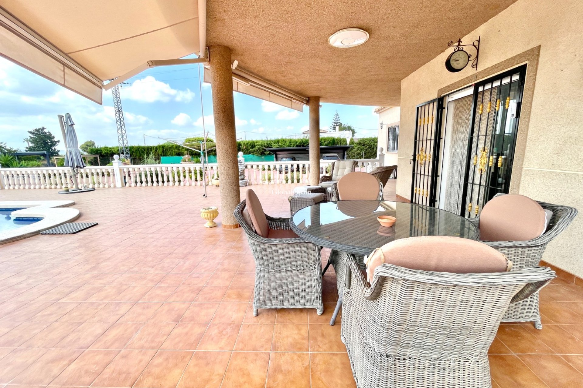 Wiederverkauf - VILLA -
CATRAL - Costa Blanca