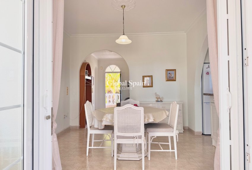 Wiederverkauf - VILLA -
CIUDAD QUESADA - Centro de la Ciudad Quesada