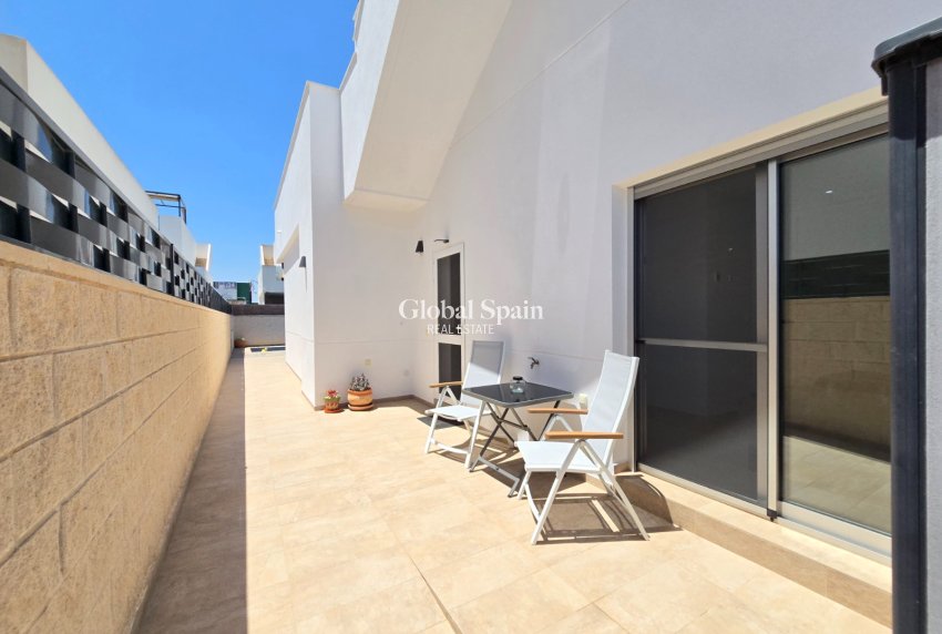 Wiederverkauf - VILLA -
CIUDAD QUESADA - Doña Pepa *
