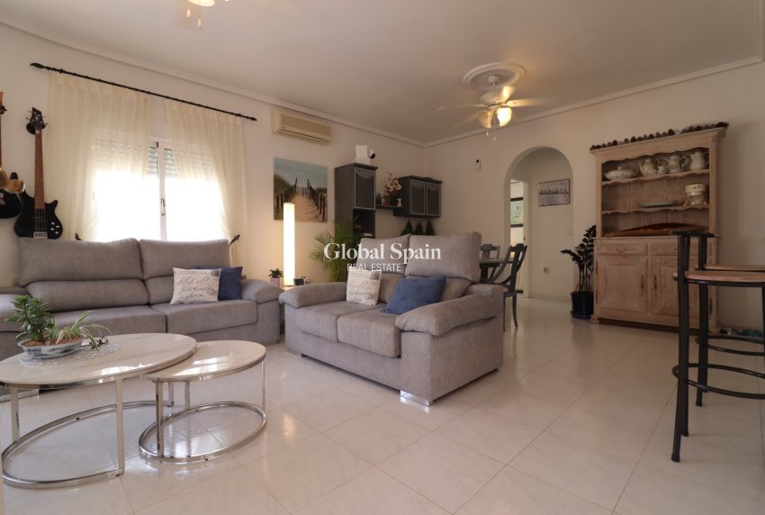 Wiederverkauf - VILLA -
Ciudad Quesada - La Marquesa