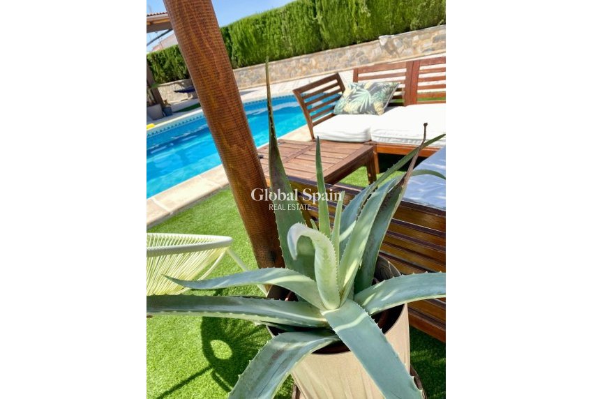 Wiederverkauf - VILLA -
CIUDAD QUESADA