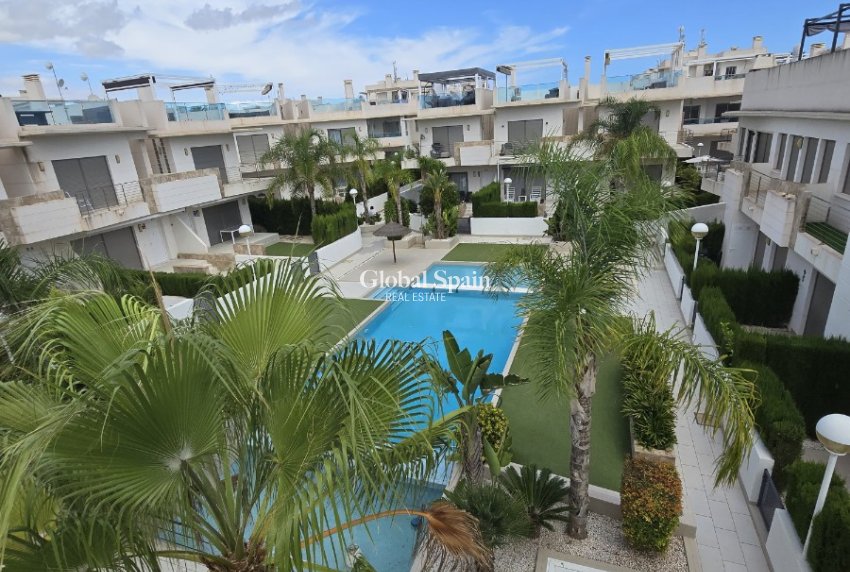 Wiederverkauf - VILLA -
CIUDAD QUESADA