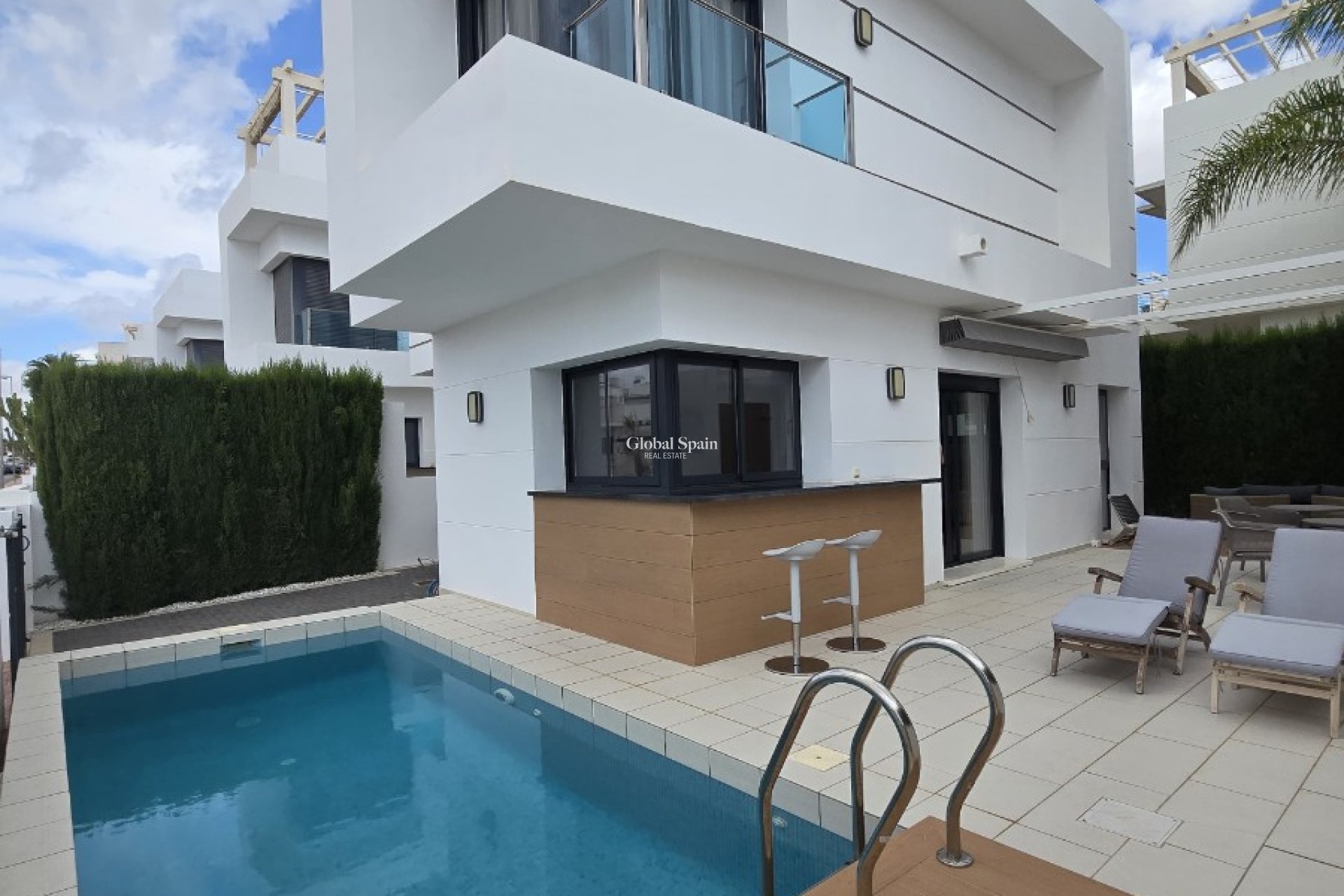 Wiederverkauf - VILLA -
CIUDAD QUESADA