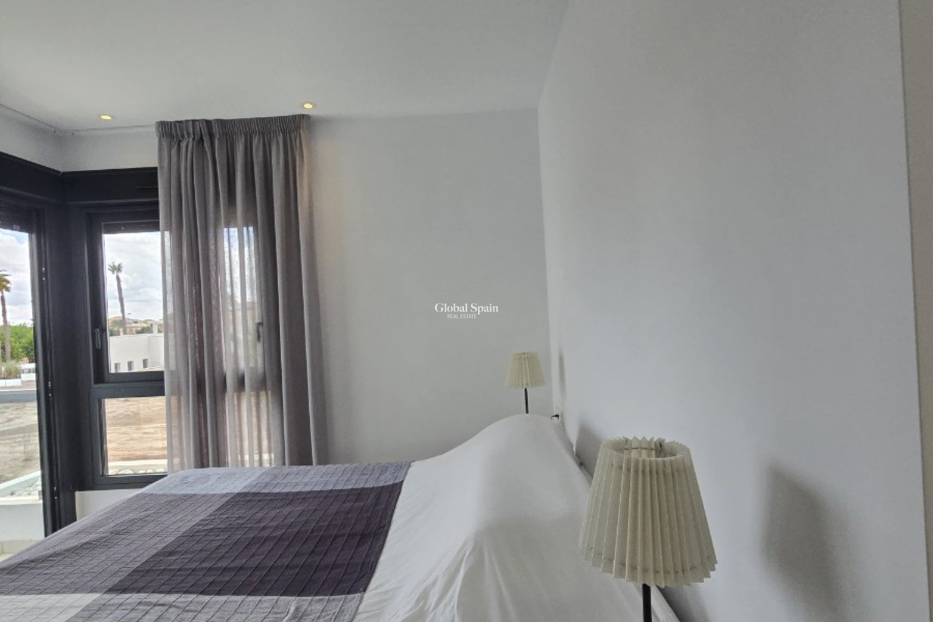 Wiederverkauf - VILLA -
CIUDAD QUESADA