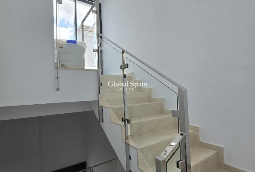 Wiederverkauf - VILLA -
CIUDAD QUESADA