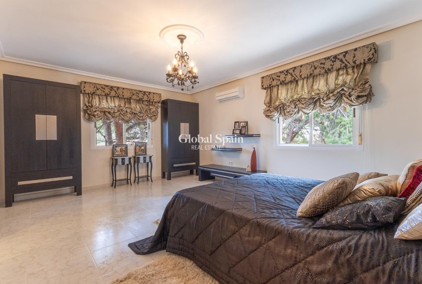 Wiederverkauf - VILLA -
CIUDAD QUESADA