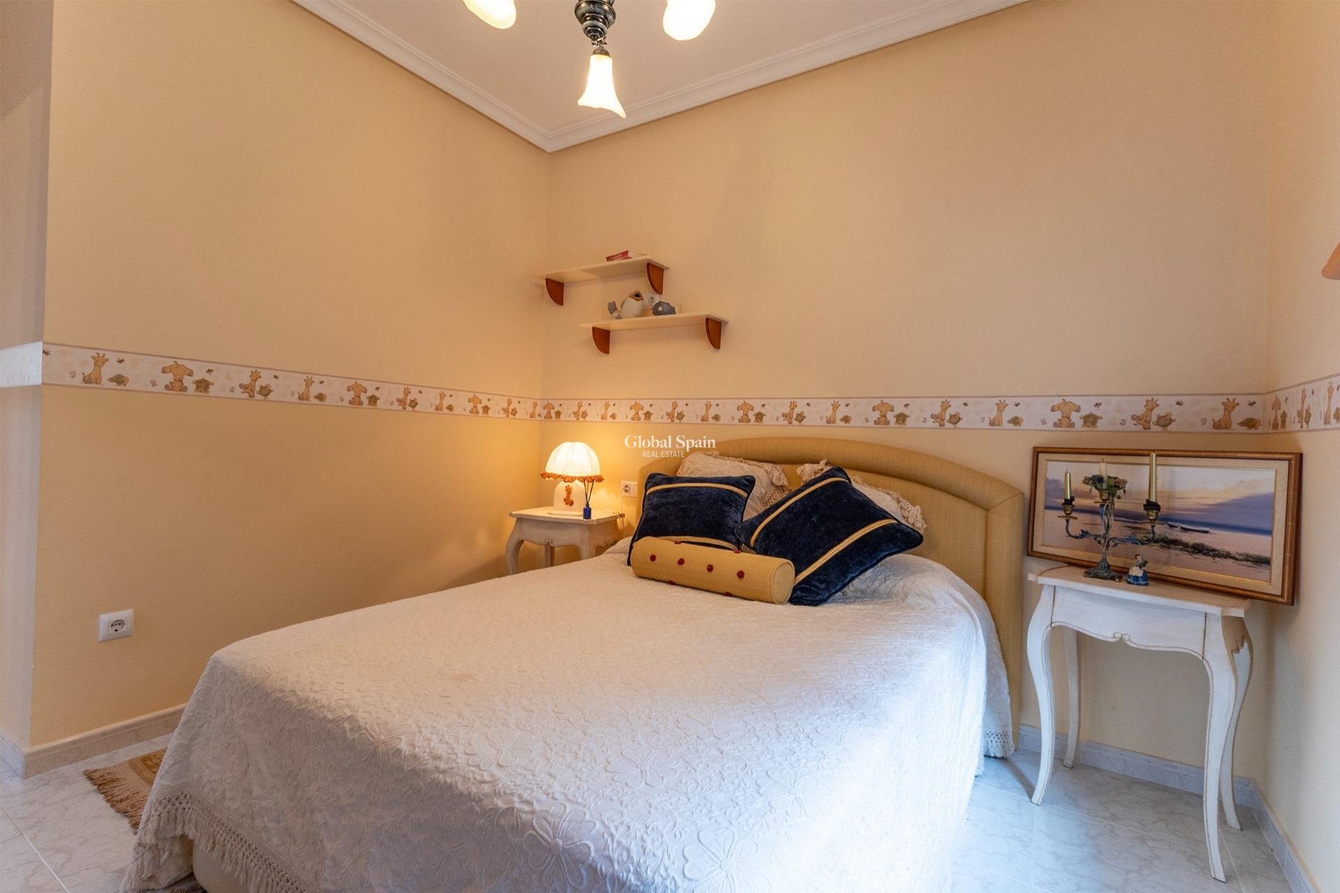 Wiederverkauf - VILLA -
CIUDAD QUESADA