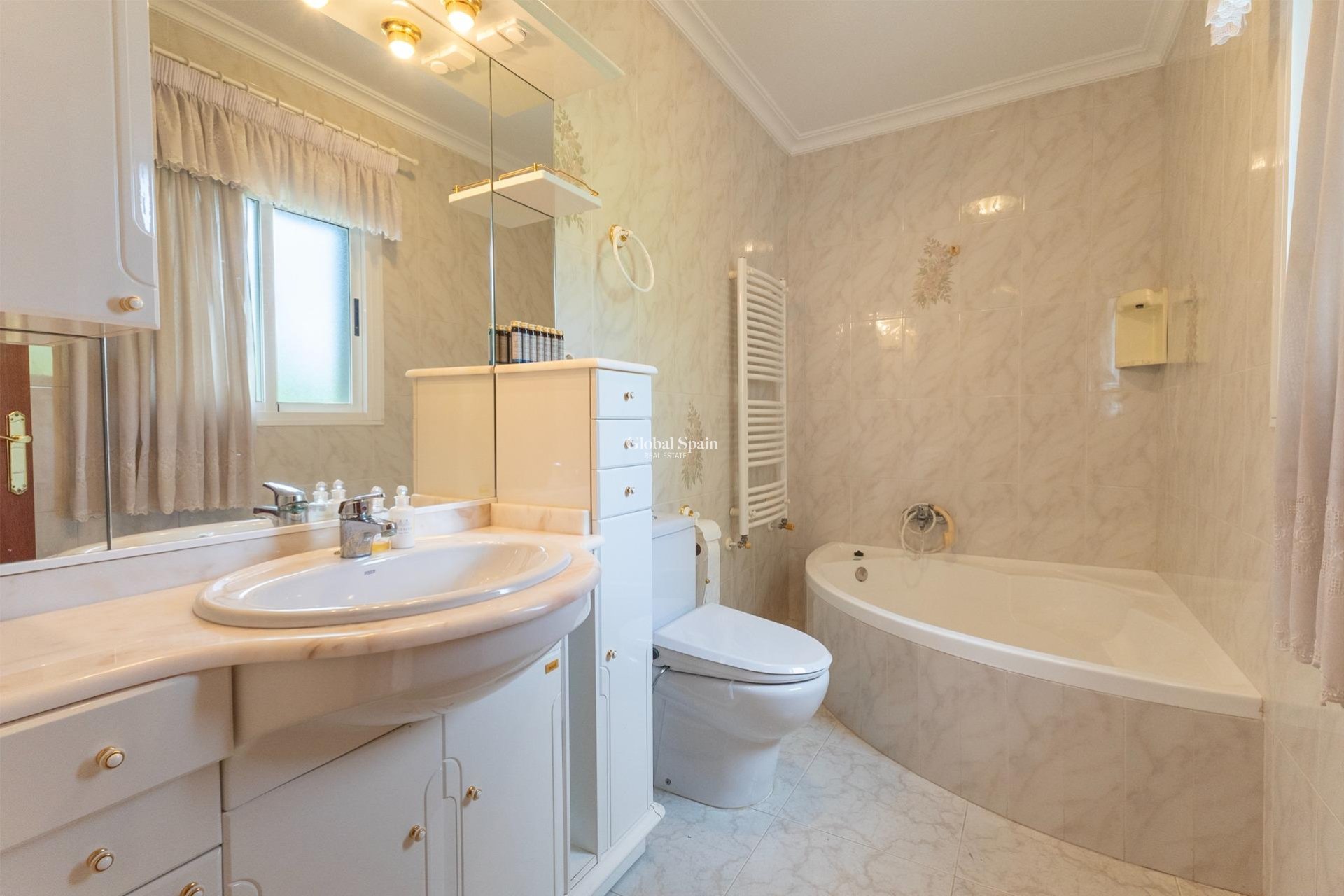 Wiederverkauf - VILLA -
CIUDAD QUESADA