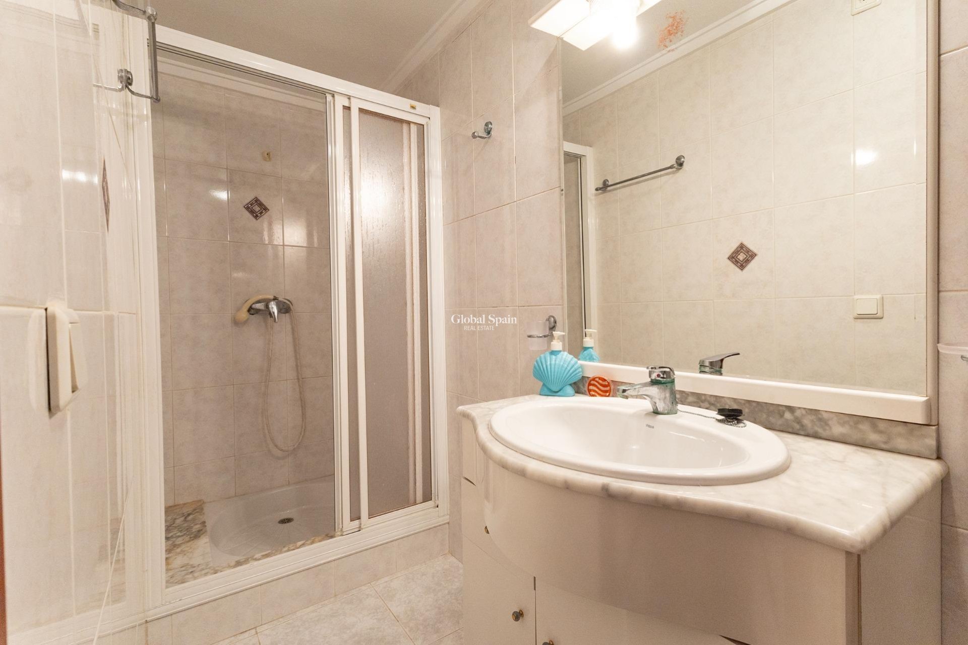 Wiederverkauf - VILLA -
CIUDAD QUESADA