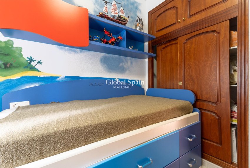 Wiederverkauf - VILLA -
CIUDAD QUESADA