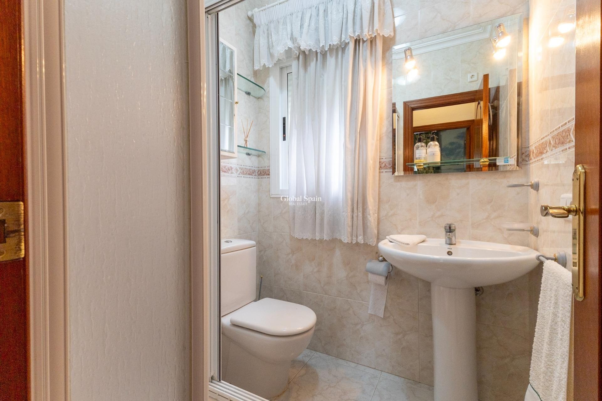 Wiederverkauf - VILLA -
CIUDAD QUESADA