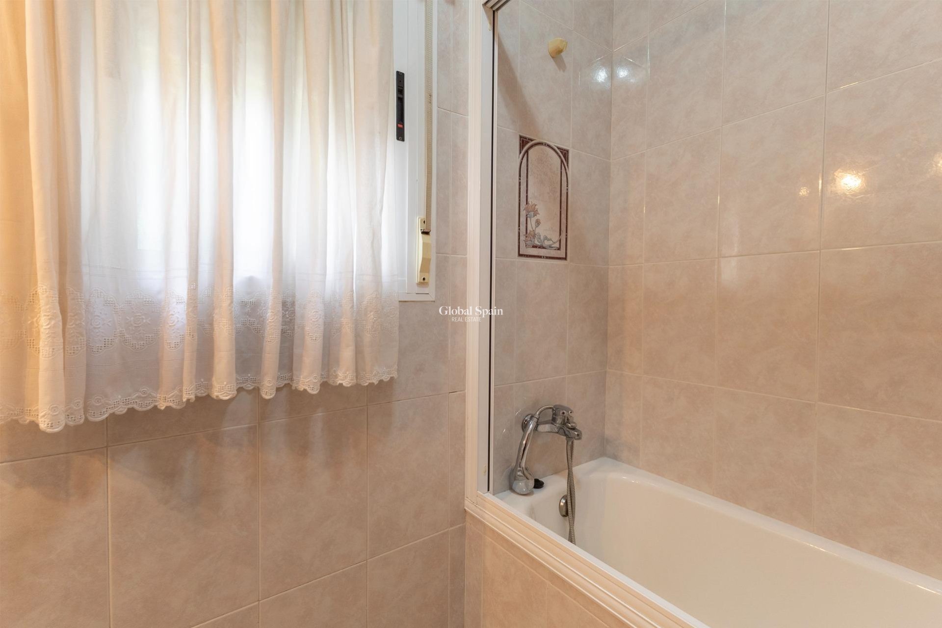 Wiederverkauf - VILLA -
CIUDAD QUESADA