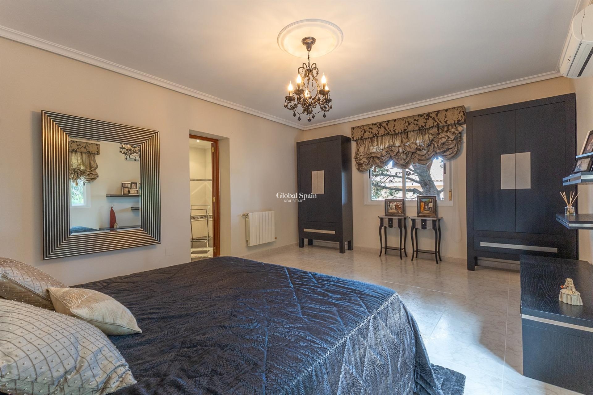 Wiederverkauf - VILLA -
CIUDAD QUESADA