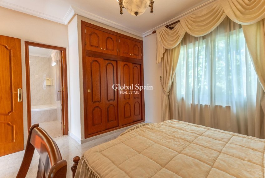 Wiederverkauf - VILLA -
CIUDAD QUESADA